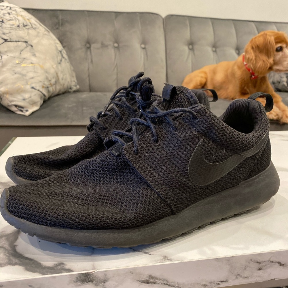 Nike Roshe Men’s Black Size 11